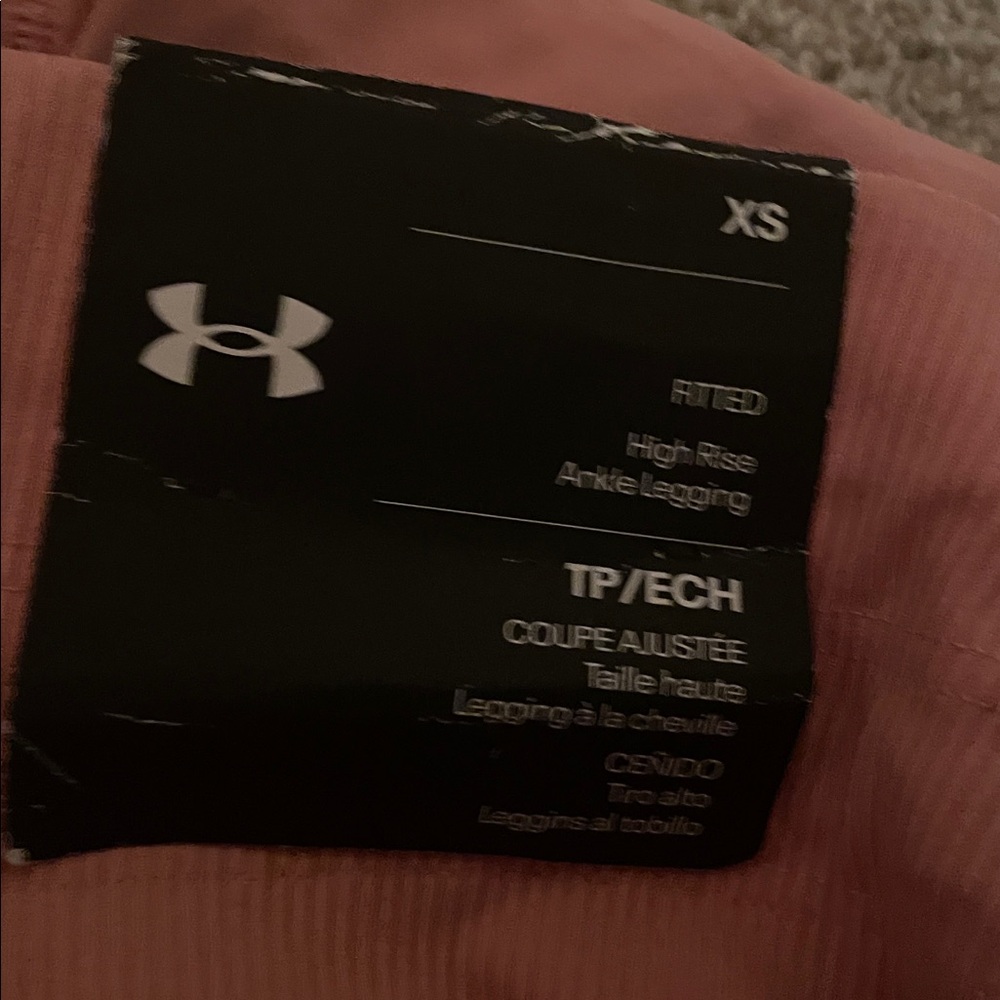 Under Armour High Rise Capri Leggings | Size XS - Picture 3 of 7